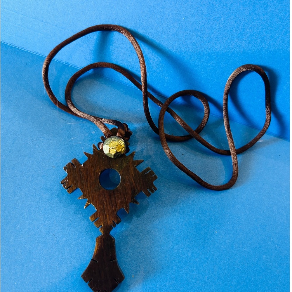 Ethiopian Coptic Cross Necklace Unisex OS Brown Excellent Wood Pendant